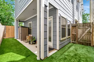 837 W 25th St, Houston, TX 77008 - Photo 32