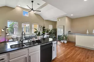 837 W 25th St, Houston, TX 77008 - Photo 20