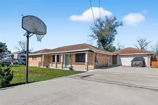 16415 1st St, Channelview, TX 77530 - Photo 2