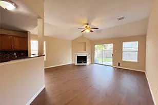 16915 Lighthouse View Dr, Friendswood, TX 77546 - Photo 6