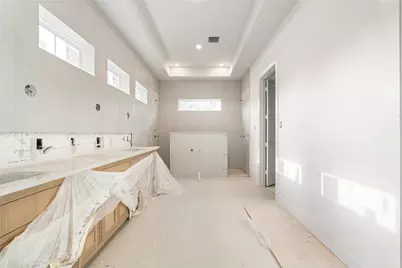 2011 Singleton Street, Houston, TX 77008 - Photo 12