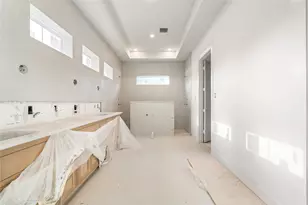 2011 Singleton St, Houston, TX 77008 - Photo 12