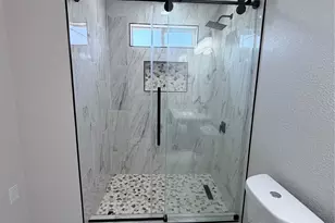 2915 Creston Dr, Houston, TX 77026 - Photo 22