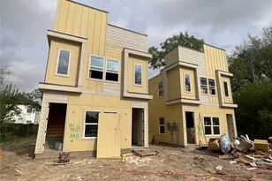 966 & 968 South Ln, Houston, TX 77088 - Photo 1