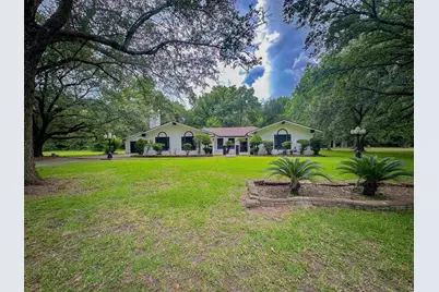 3640 Whippoorwill Street, Pinehurst, TX 77630 - Photo 4