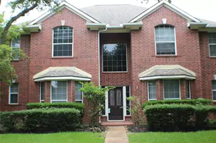 1718 Heddon Falls Dr, Sugar Land, TX 77479 - Photo 4