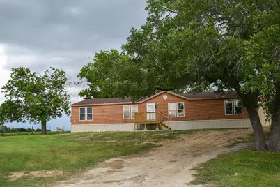 443 County Road 280, Shiner, TX 77984 - Photo 2