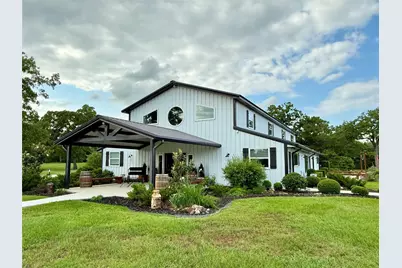 601 E Collard Street, Madisonville, TX 77864 - Photo 2