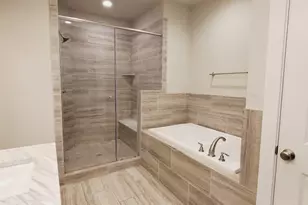 2422 Maufferd St, Houston, TX 77009 - Photo 26