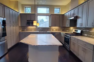 2422 Maufferd St, Houston, TX 77009 - Photo 14