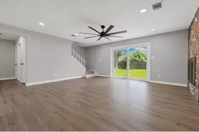 10615 Piping Rock Lane, Houston, TX 77042 - Photo 22
