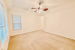 24410 Bludana Ln, Richmond, TX 77406 - Photo 10