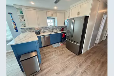 16719 Tahiti Way, Jamaica Beach, TX 77554 - Photo 12