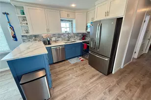 16719 Tahiti Way, Jamaica Beach, TX 77554 - Photo 12