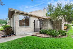 11625 Lakeside Park Dr, Houston, TX 77077 - Photo 4