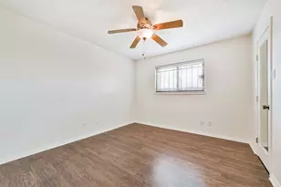 7815 Duffield Ln, Houston, TX 77071 - Photo 24