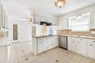 7815 Duffield Ln, Houston, TX 77071 - Photo 14