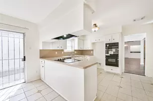 7815 Duffield Ln, Houston, TX 77071 - Photo 16