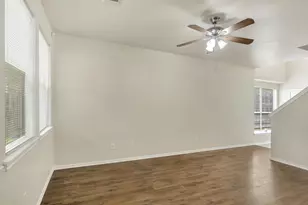 39 Camellia Grove Circle, The Woodlands, TX 77382 - Photo 12