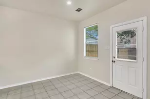 39 Camellia Grove Circle, The Woodlands, TX 77382 - Photo 14