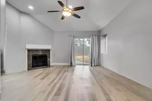 22302 Mosswillow Ln, Tomball, TX 77375 - Photo 10