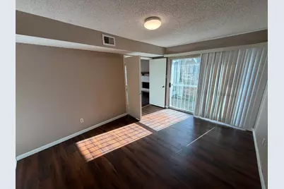 6327 Cattails Lane, Houston, TX 77035 - Photo 12