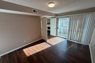 6327 Cattails Ln, Houston, TX 77035 - Photo 12