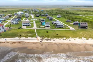 986 Tuna Dr, Crystal Beach, TX 77650 - Photo 32