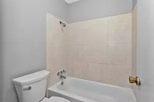 201 W Rosamond St, Houston, TX 77076 - Photo 14