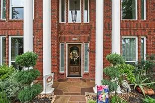 16303 Avenplace Rd, Tomball, TX 77377 - Photo 2
