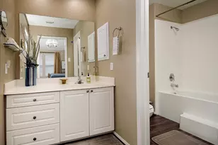 60 Woodlily Pl, The Woodlands, TX 77382 - Photo 18