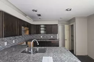 5755 Easthampton Dr, Houston, TX 77039 - Photo 6