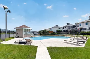 2034 Glencove Dr, Seabrook, TX 77586 - Photo 2