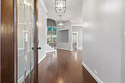 27 N Arrow Canyon Circle, The Woodlands, TX 77389 - Photo 2