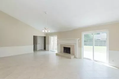 4106 Kitchen Hill Lane, Sugar Land, TX 77479 - Photo 12