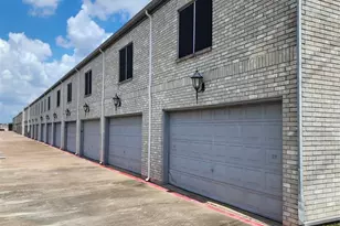 7399 Regency Square Ct, Houston, TX 77036 - Photo 20