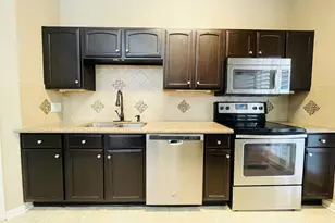 2710 Grants Lake Blvd, Sugar Land, TX 77479 - Photo 2