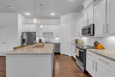 5740 Petty Street #B, Houston, TX 77007 - Photo 10