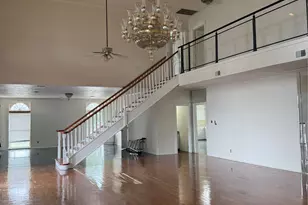 8528 Beechnut St St, Houston, TX 77036 - Photo 2