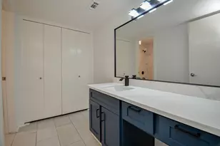 2333 Bering Dr, Houston, TX 77057 - Photo 18