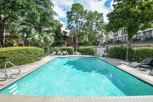 2333 Bering Dr, Houston, TX 77057 - Photo 2