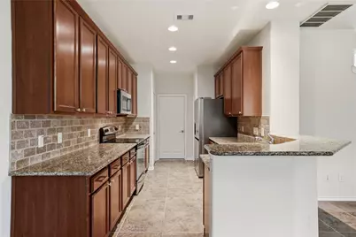 323 Bloomhill Place, Magnolia, TX 77354 - Photo 8