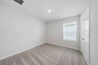 11409 Lucky Falls Drive, Houston, TX 77047 - Photo 14