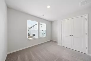 11409 Lucky Fls Dr, Houston, TX 77047 - Photo 10
