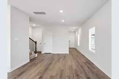 11409 Lucky Falls Drive, Houston, TX 77047 - Photo 8