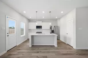 11409 Lucky Fls Dr, Houston, TX 77047 - Photo 6