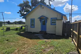 4304 FM1765, Texas City, TX 77591 - Photo 12