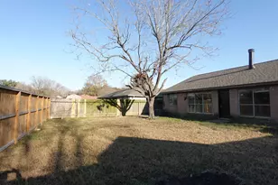 14827 Waterside Dr, Houston, TX 77015 - Photo 16