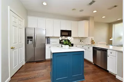 8814 Silent Willow Lane, Sugar Land, TX 77479 - Photo 12