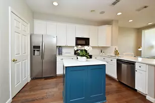 8814 Silent Willow Ln, Sugar Land, TX 77479 - Photo 12